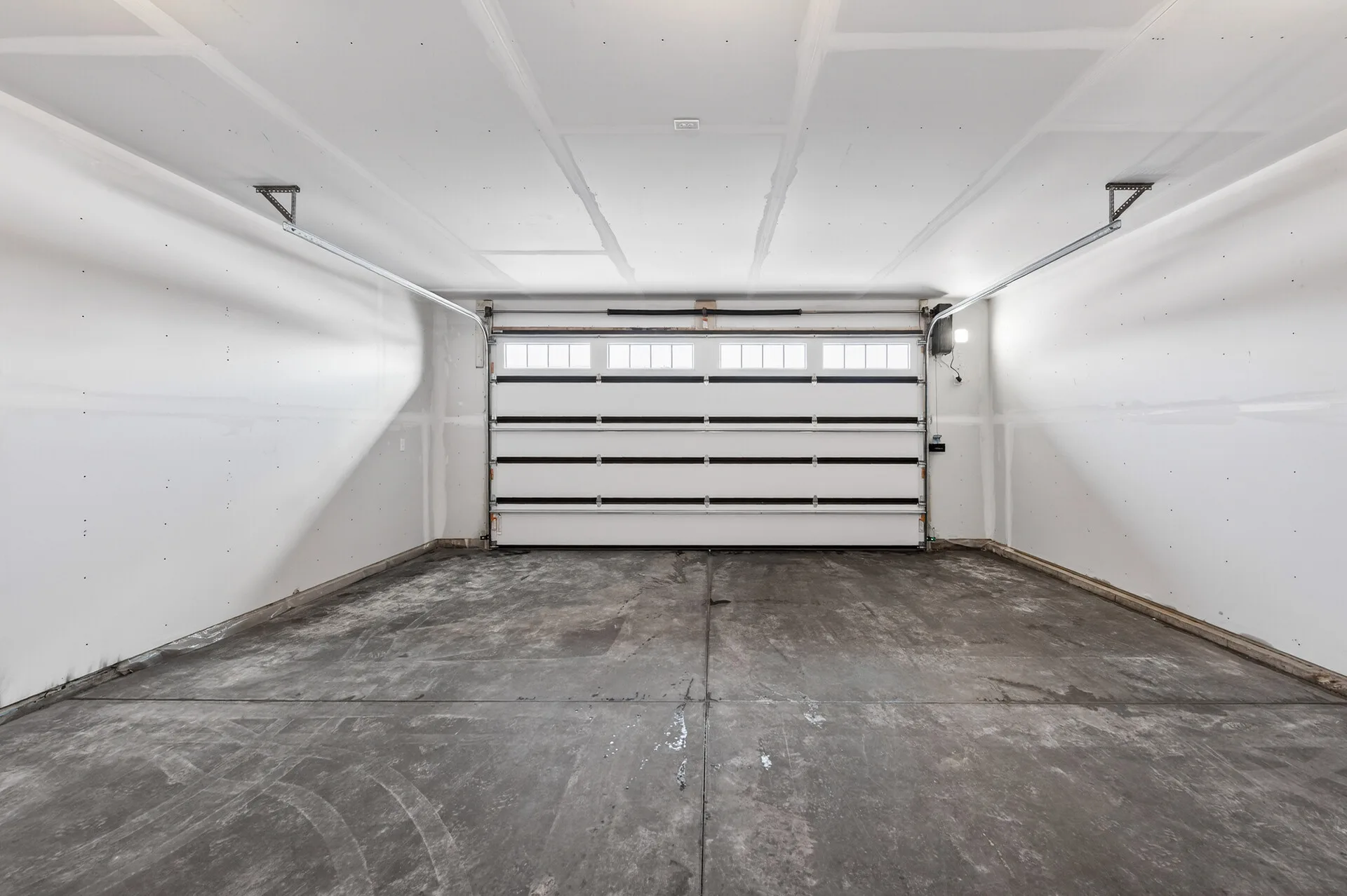 1065 Legend Lane photo 38