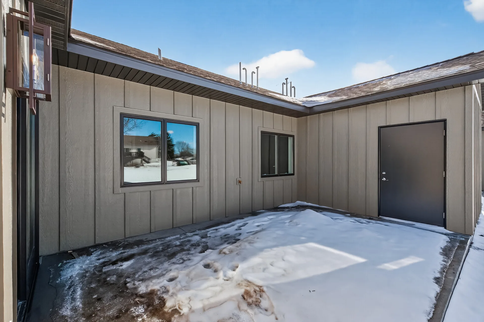 1065 Legend Lane photo 40