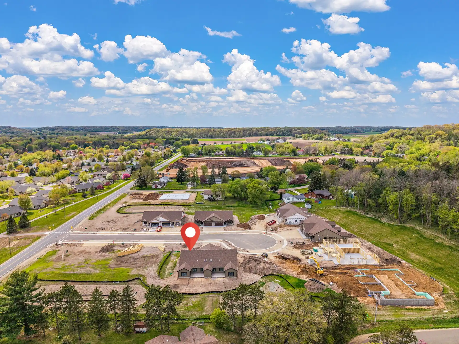 1060 Legend Lane photo 9