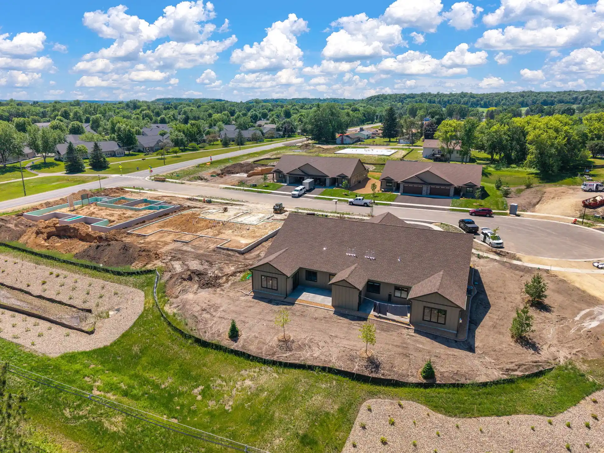 1060 Legend Lane photo 12