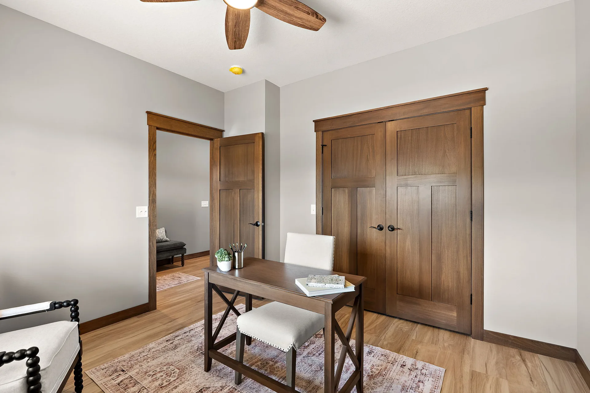 1060 Legend Lane photo 17