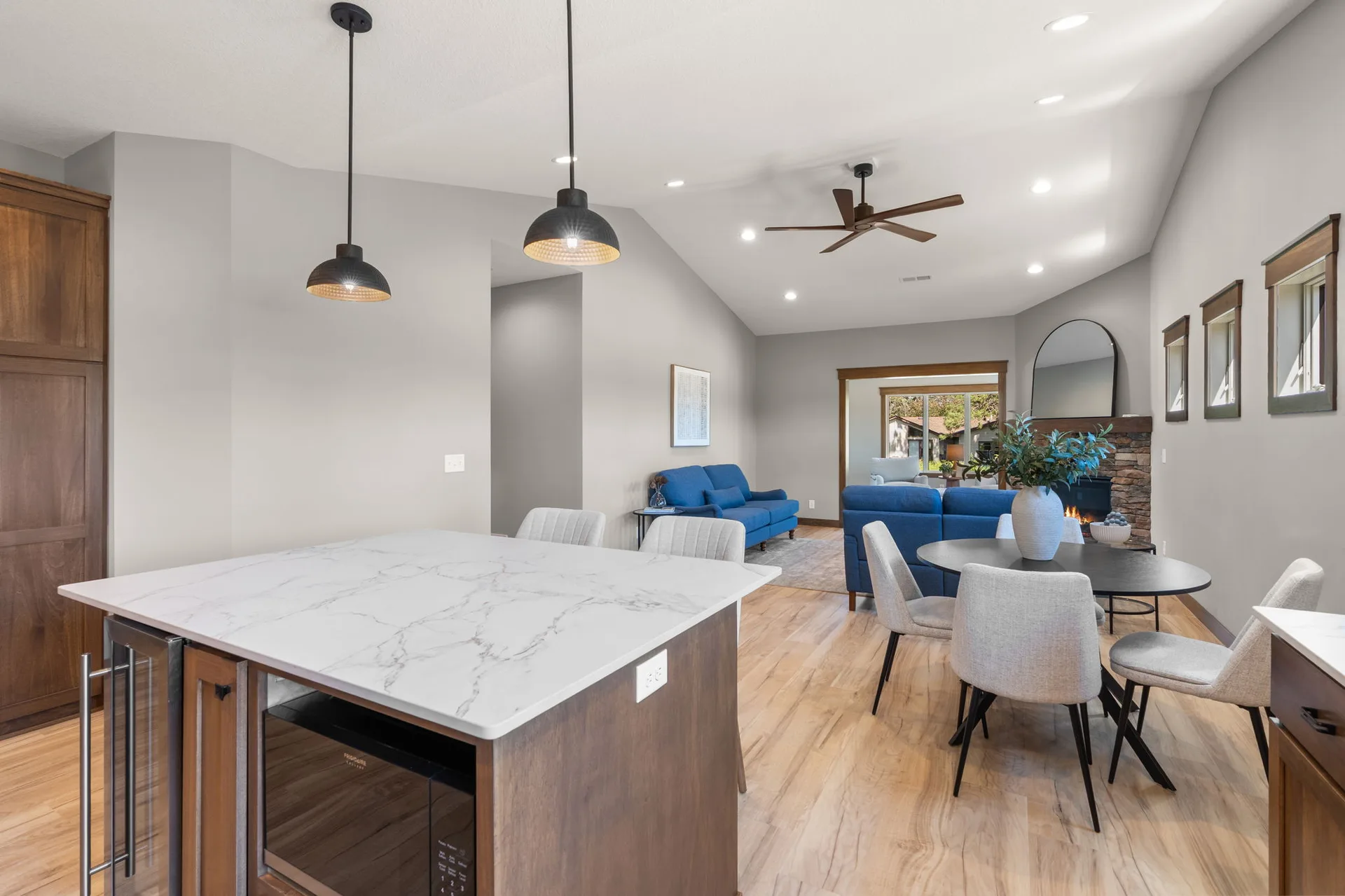 1060 Legend Lane photo 22