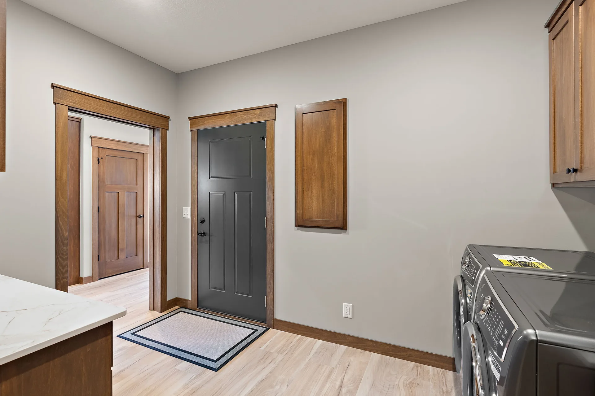 1060 Legend Lane photo 38