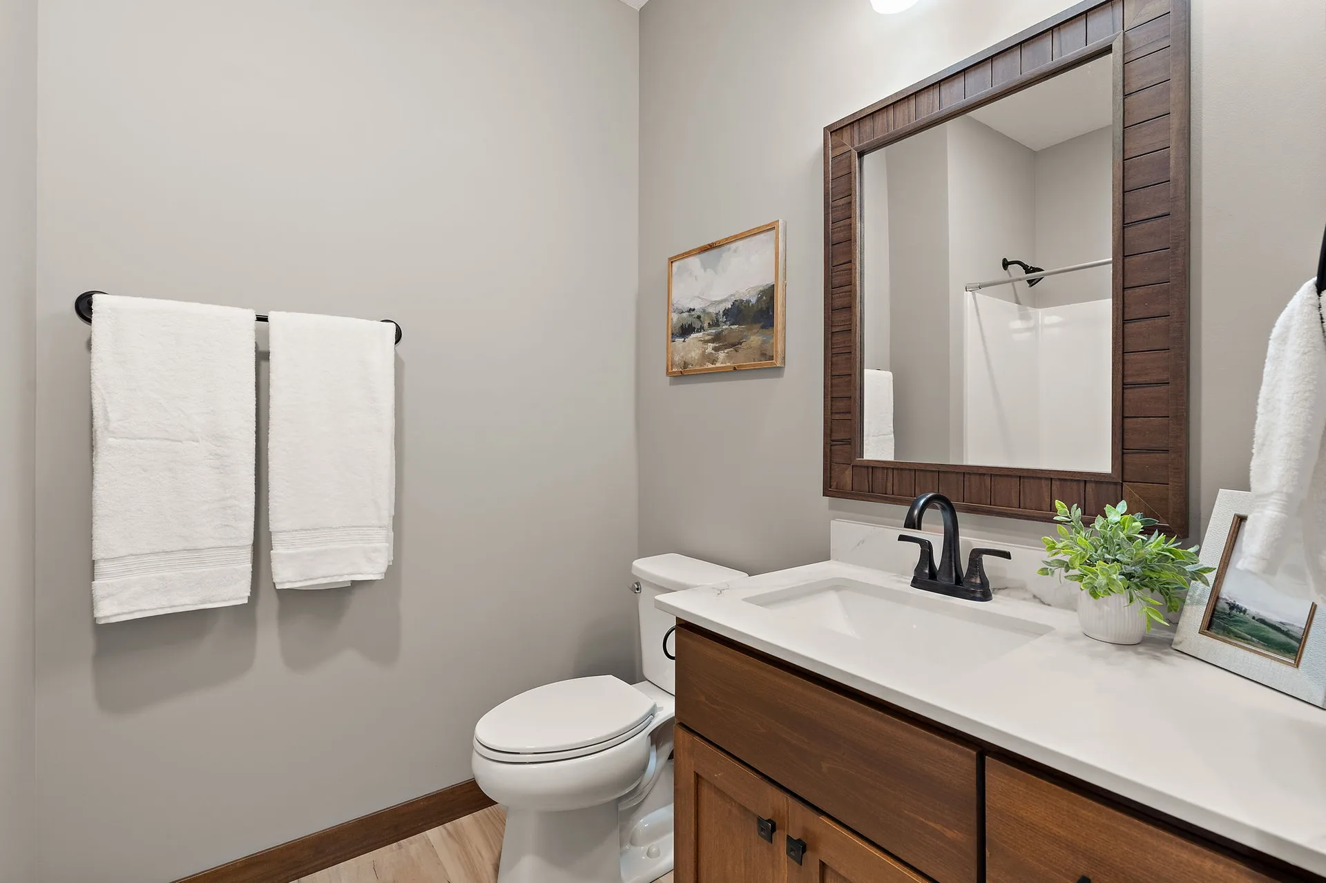 1060 Legend Lane photo 44