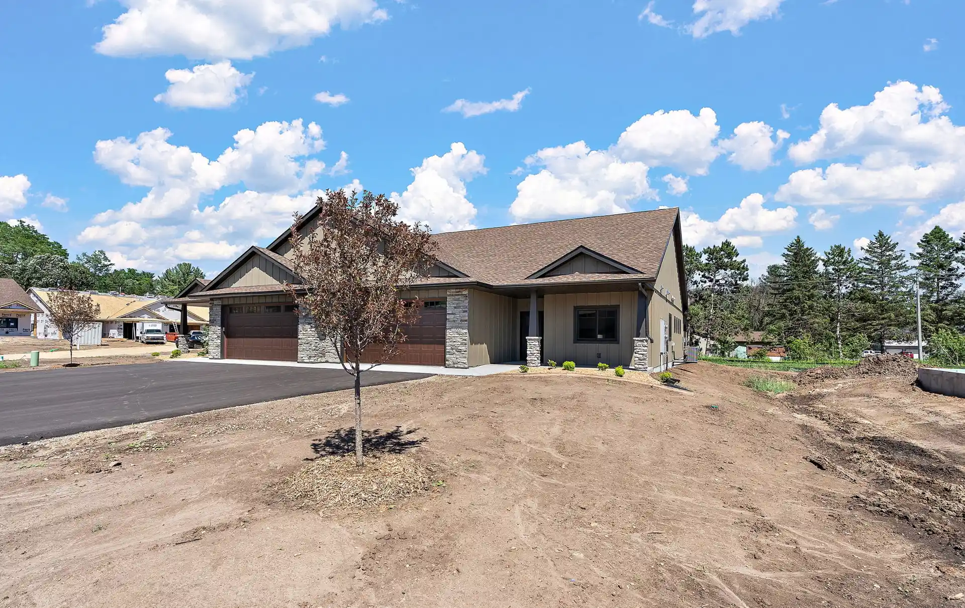 1060 Legend Lane photo 47