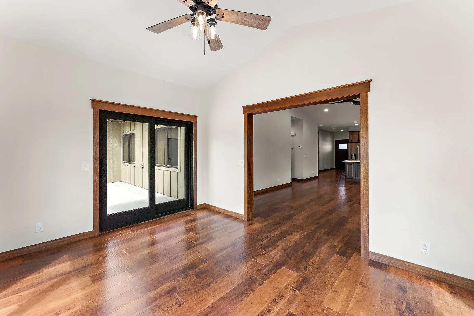 1063 Legend Lane photo 23