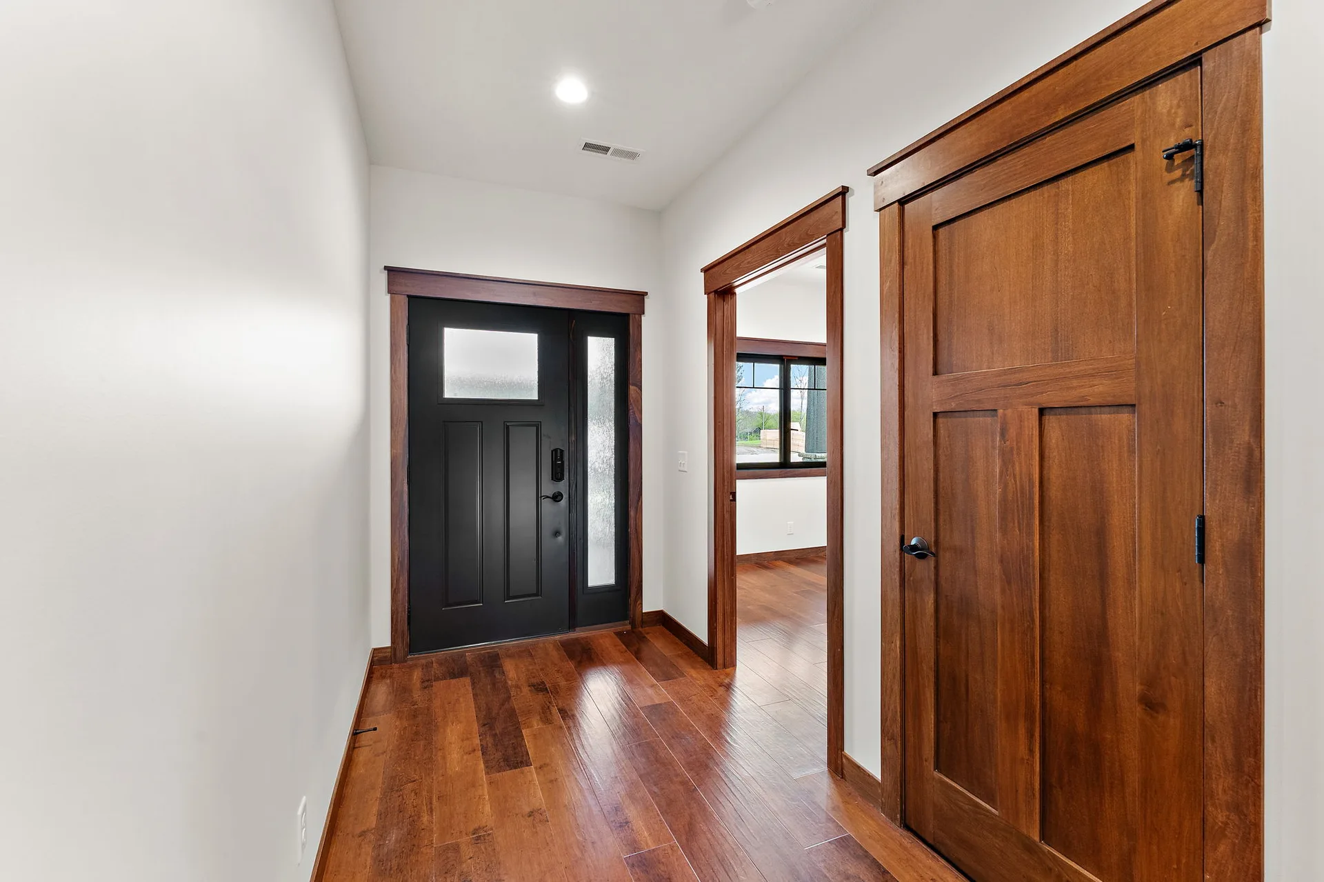 1063 Legend Lane photo 24